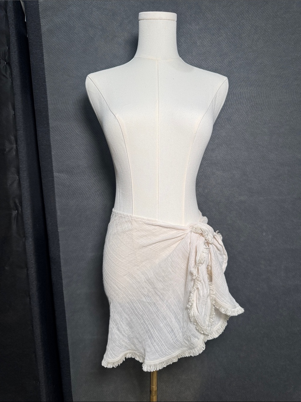 Robin Piccone Ivory Tie-Side Mini Skirt